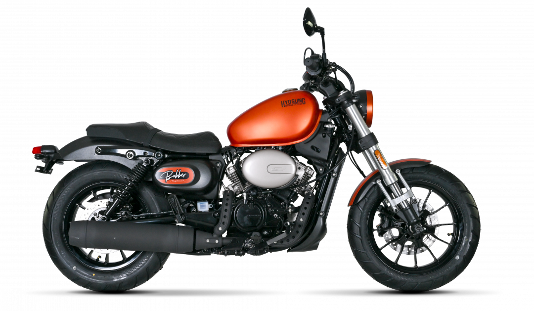 JLC-MOTO-HYOSUNG-125-BOBBER-YVETOT-FOURCHE