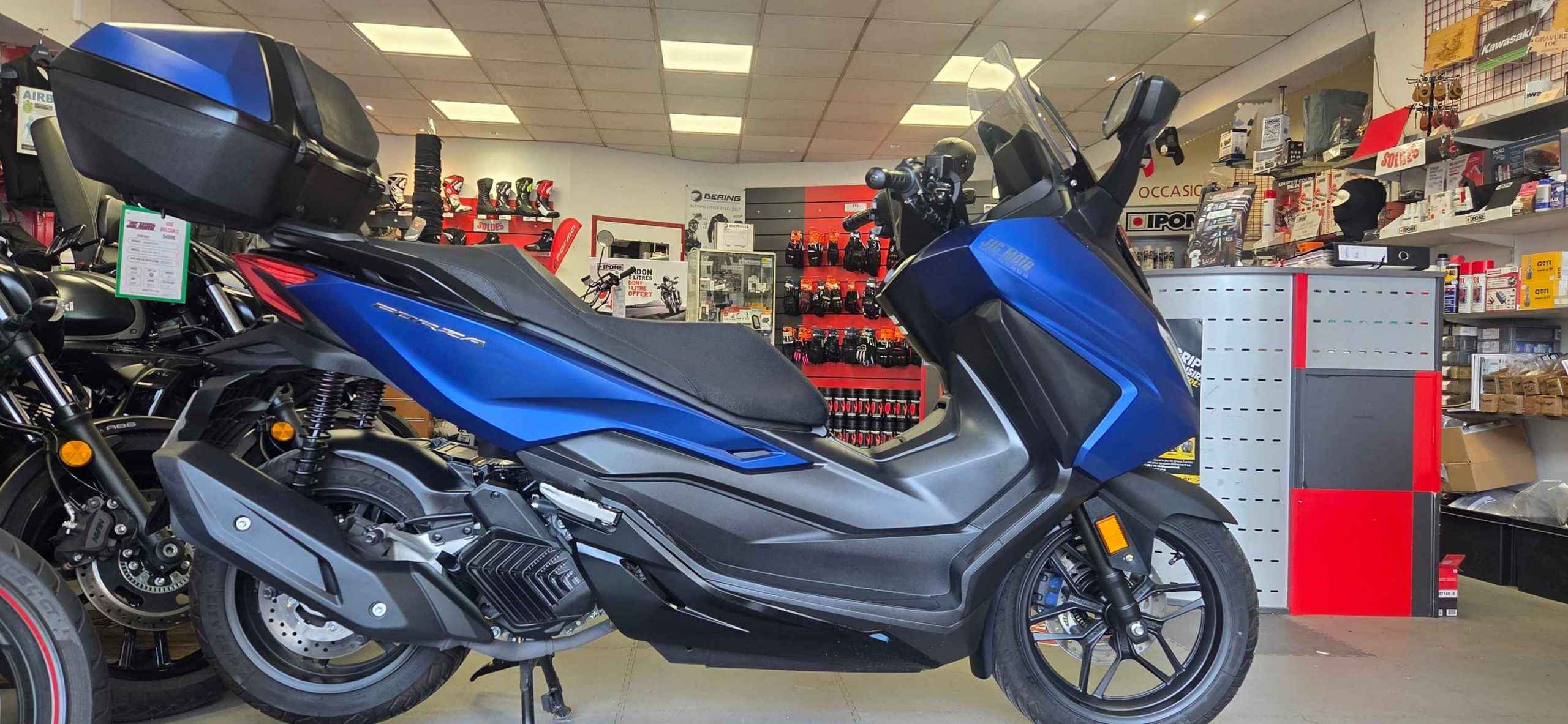 JLC-MOTO-125-FORZA-OCCASION-HONDA-YVETOT-JANTE