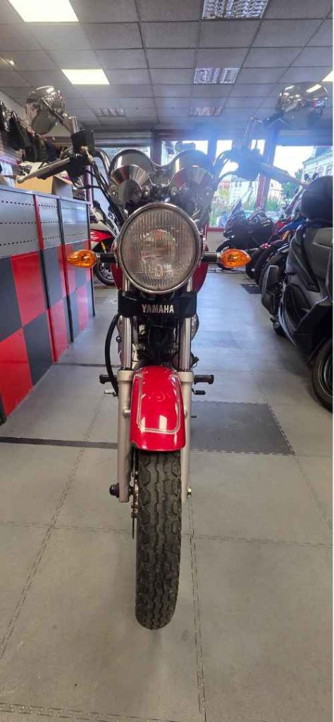 JLC-MOTO-125-YBR-YAMAHA-CUSTOM-2008-OCCASION-YVETOT-PHARE