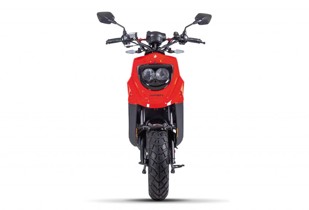 JLC-MOTO-MASH-50CC-SCOOTER-NEUF-YVETOT-LEGEND'R-NAKED-PHARE