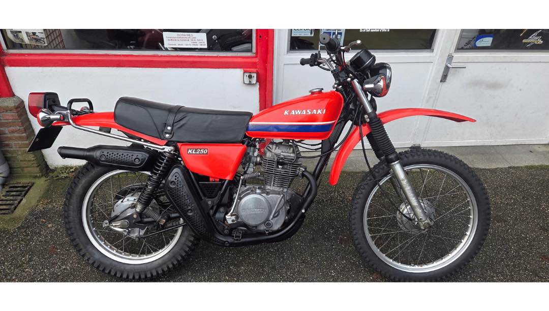 JLC-MOTO-OCCASION-KAWASAKI-KLA250-YVETOT-GARAGE-LEVIER