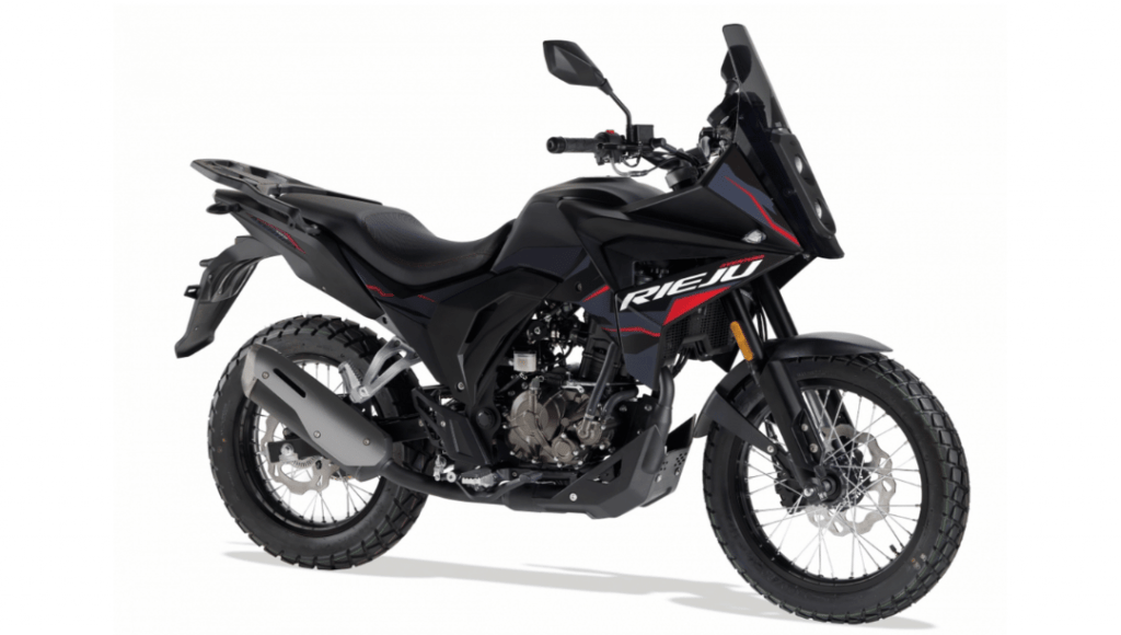 JLC-MOTO-YVETOT-RIEJU-125-AVENTURA-NOIR-ECHAPPEMENT