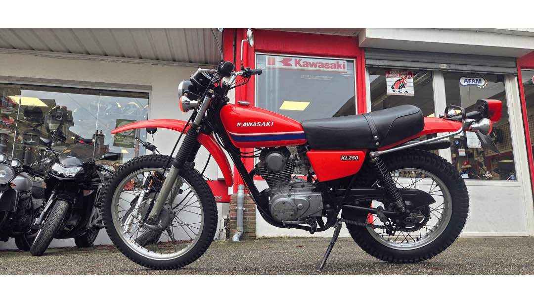 JLC-MOTO-OCCASION-KAWASAKI-KLA250-YVETOT-GARAGE-BEQUILLE