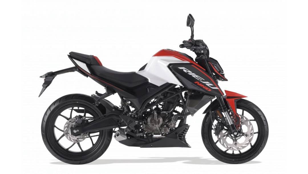 RIEJU 125 NKD 2025 10 JLC-MOTO-125-NKD-YVETOT-RIEJU-SELLE