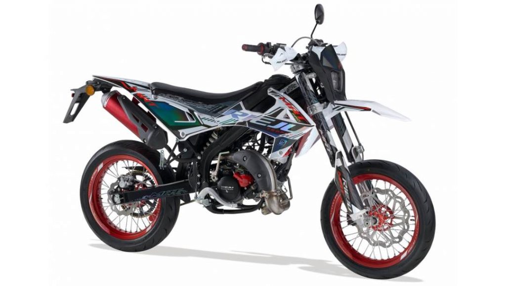 JLC-MOTO-RIEJU-MRT-50-MIRAGE-50CC-BSR-YVETOT-SANSPERMIS-CONCESSION-MRT 50 SM Trophy Mirage-ECHAPPEMENT