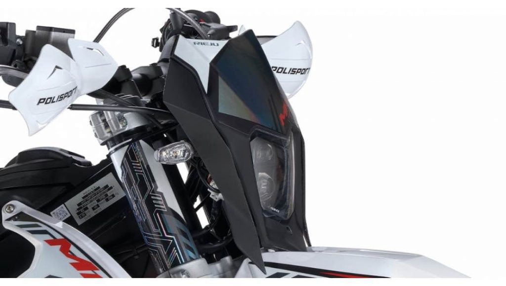 JLC-MOTO-RIEJU-MRT-50-MIRAGE-50CC-BSR-YVETOT-SANSPERMIS-CONCESSION-MRT 50 SM Trophy Mirage-PLAQUEPHARE