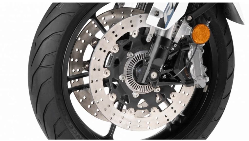 JLC-MOTO-RIEJU-707-S-TRAIL-YVETOT-CONCESSION-GARAGE-A2-ROUE