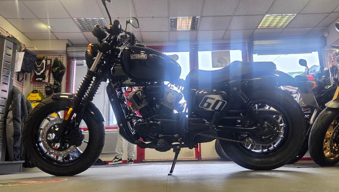 JLC-MOTO-OCCASION-YVETOT-CUSTOM-125-125CC-BOBBER-VIDANGE