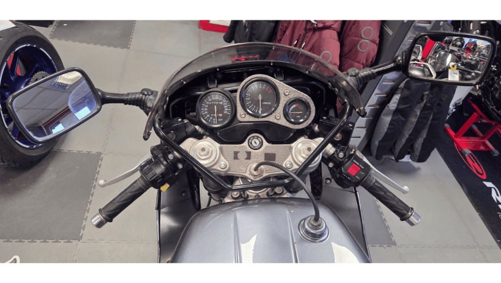 JLC-MOTO-SUZUKI-GSX-R-1100-OCCASION-YVETOT-COMPTEUR-ENTRETIEN-REMISEENROUTE