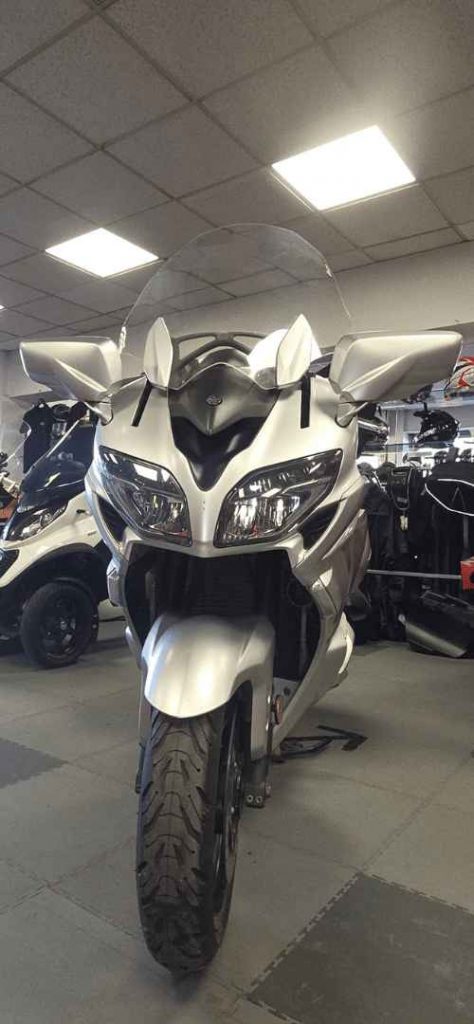JLC-MOTO-YAMAHA-1300-FJR-ROUTIERE-YVETOT-ENTRETIEN-OCCASION-DOUDEVILLE-AMPOULE-REPARATION
