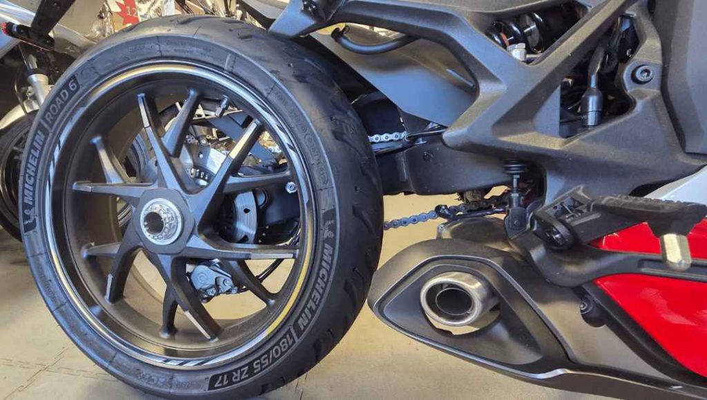 JLC-MOTO-MASH-K-750-YVETOT-CONCESIONNAIRE-ENTRETIEN-NEUVE-ACHAT-YERVILLE-PORTJEROME-PNEUS