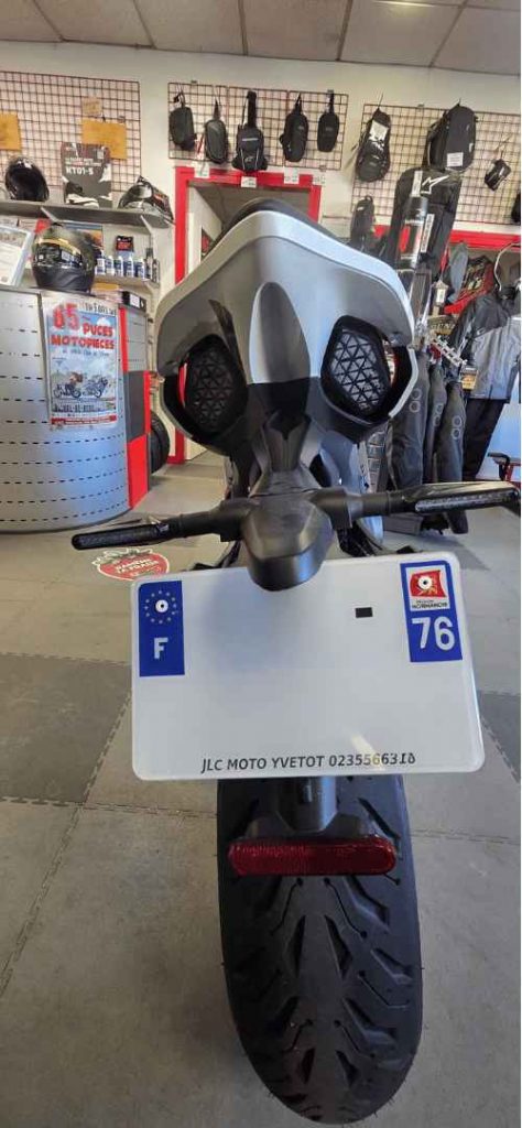 JLC-MOTO-MASH-K-750-YVETOT-CONCESIONNAIRE-ENTRETIEN-NEUVE-ACHAT-DOUDEVILLE-LEHAVRE-SPORTIVE