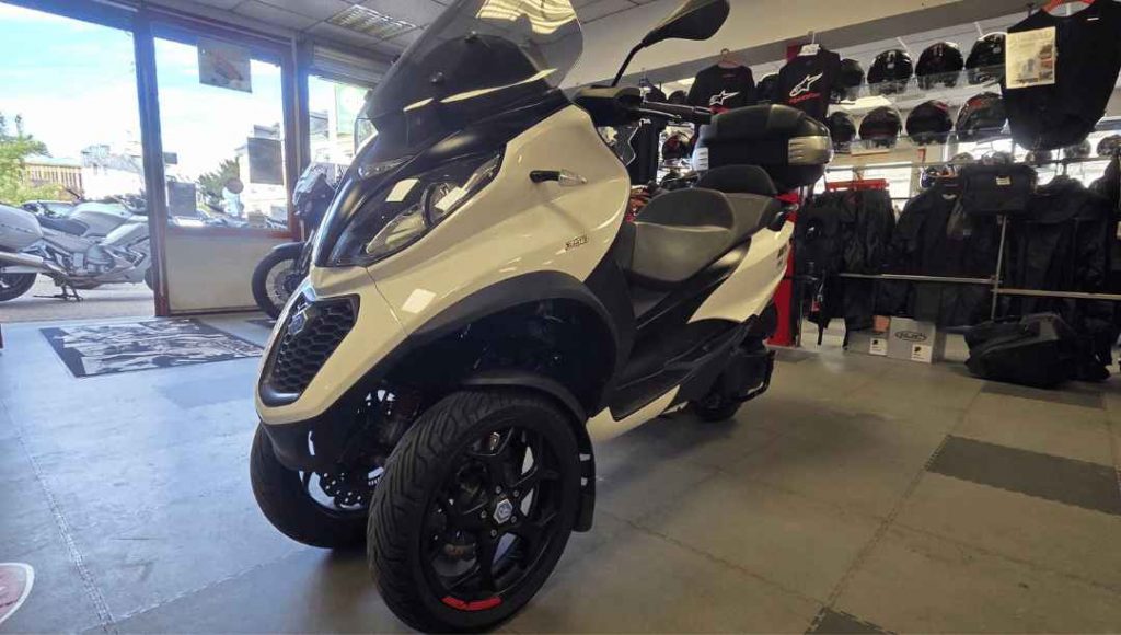 JLC-MOTO-OCCASION-PIAGGIO-MP3-350-YVETOT-GARAGE-PNEUS-REPARATION