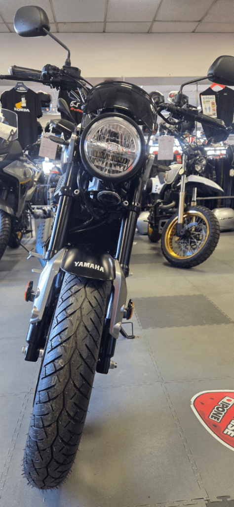 JLC-MOTO-125-YAMAHA-XSR-OCCASION-YVETOT-BARENTIN-ENTRETIEN-PHARE-DOUDEVILLE-REVISION