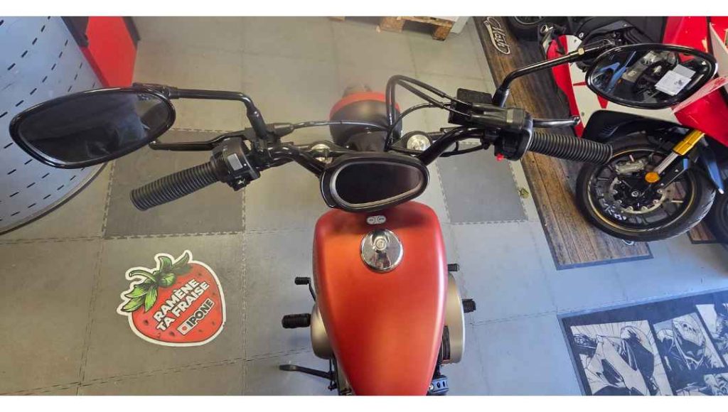 JLC-MOTO-YVETOT-OCCASION-HYOSUNG-ENTRETIEN-GV125S-BARENTIN-CONCESSION-COMPTEUR