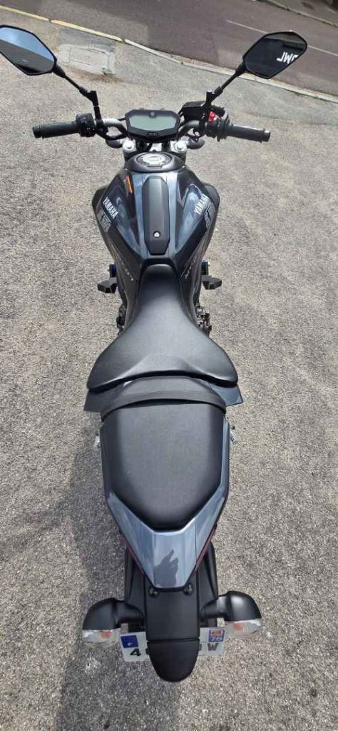 JLC-MOTO-YAMAHA-ROADSTER-MT-07-2014-YVETOT-GARAGE-ENTRETIEN-CLIGNOTANTS