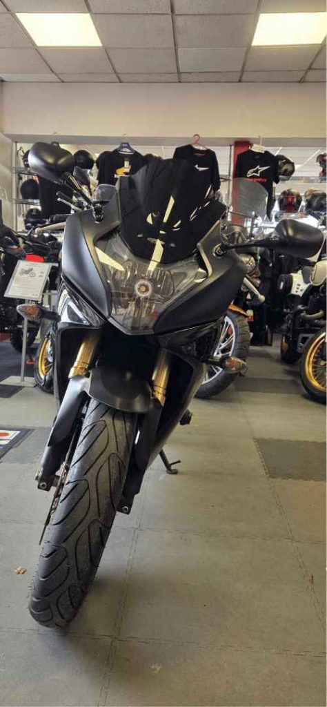 JLC-MOTO-HONDA-OCCASION-YVETOT-GARAGE-CBR600F-BULLE