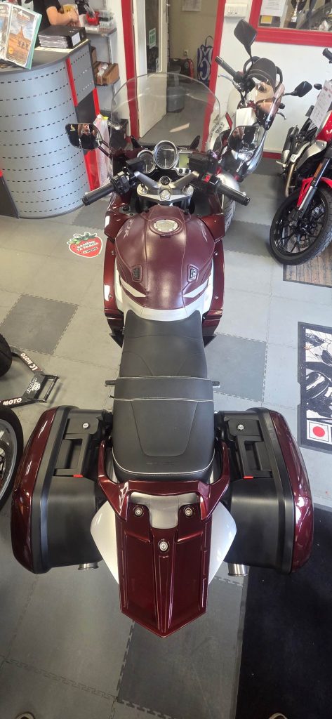 JLC-MOTO-YAMAHA-OCCASION-YVETOT-EQUIPEMENT-PNEUS