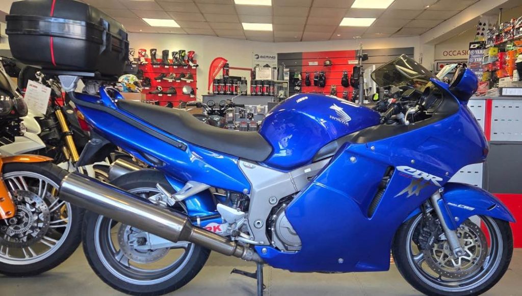 JLC-MOTO-HONDA-OCCASION-CBR1100XX-YVETOT-GARAGE-PNEU-PURGE