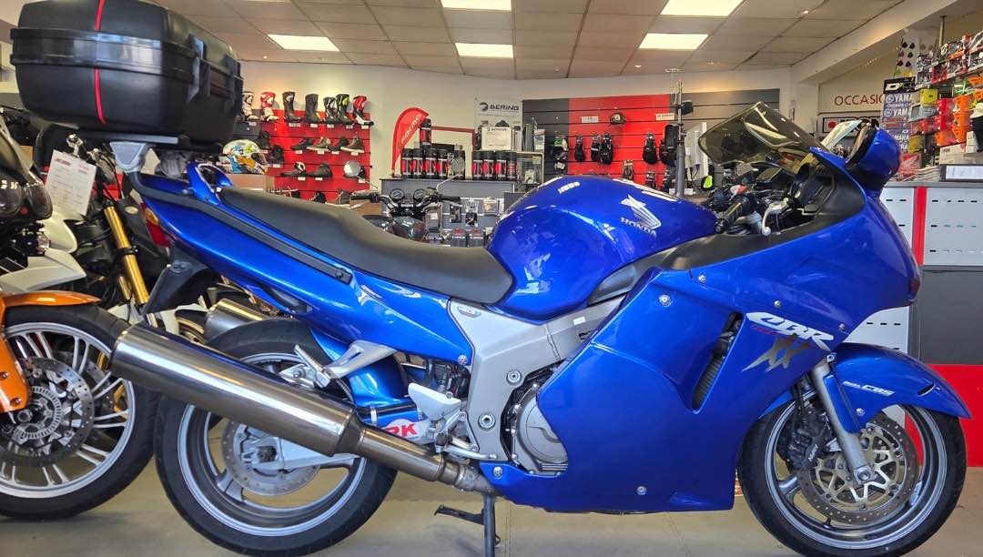 HONDA CBR 1100 XX 2001 1 JLC-MOTO-HONDA-OCCASION-CBR1100XX-YVETOT-GARAGE-PNEU-PURGE