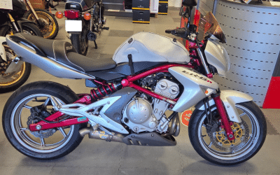 2005 KAWASAKI ER-6 – 2990€