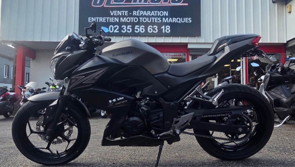 JLC-MOTO-KAWASAKI-Z300-OCCASION-YVETOT-GARAGE-FOURCHE-BATTERIE